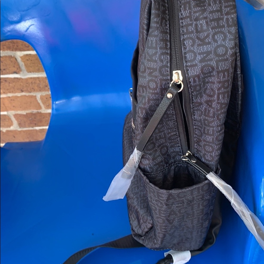 Backpack - Picture 6 of 12